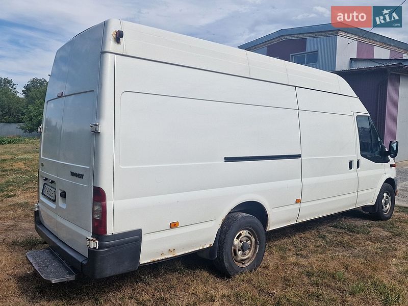 Вантажний фургон Ford Transit 2014 в Рівному