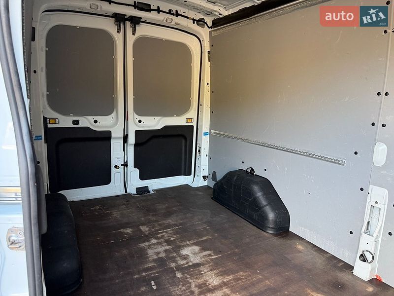 Вантажний фургон Ford Transit 2020 в Ірпені фото 20 Вантажний фургон Ford Transit 2020 в Ірпені