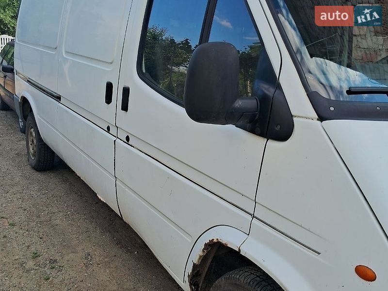 Грузовой фургон Ford Transit 1999 в Снятине