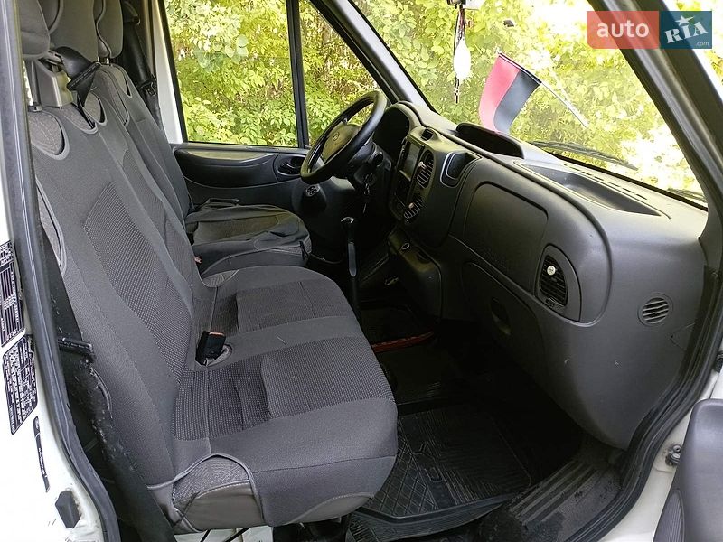Мікровен Ford Transit 2004 в Гусятині