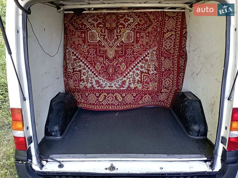 Мікровен Ford Transit 2004 в Гусятині
