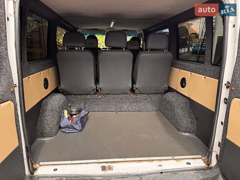Минивэн Ford Transit 2008 в Синяве