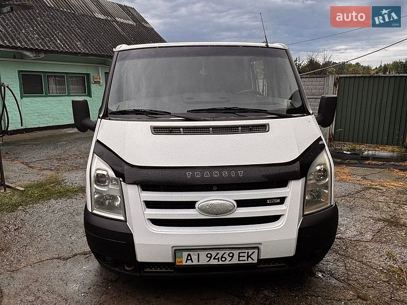 Минивэн Ford Transit 2008 в Синяве