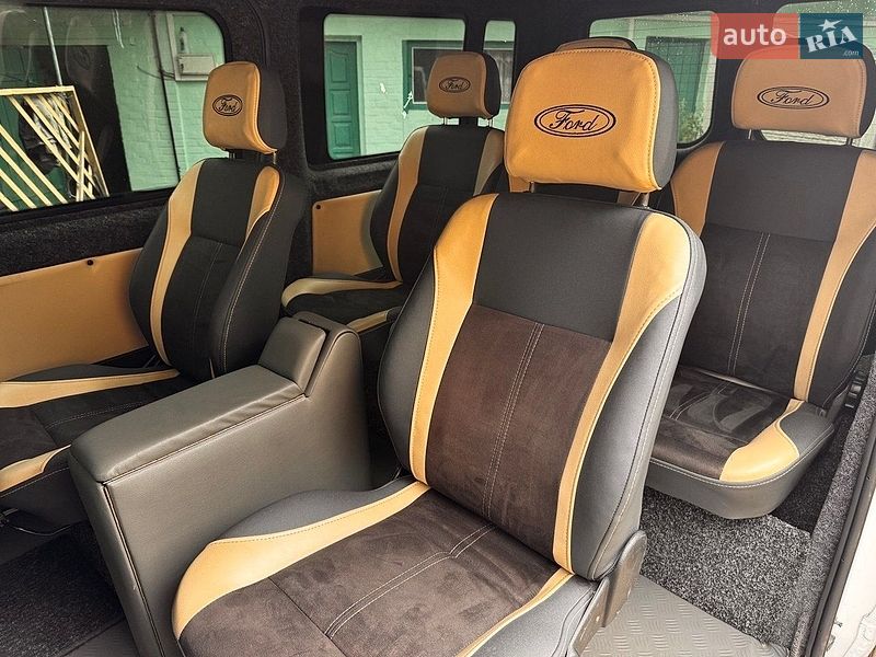 Минивэн Ford Transit 2008 в Синяве
