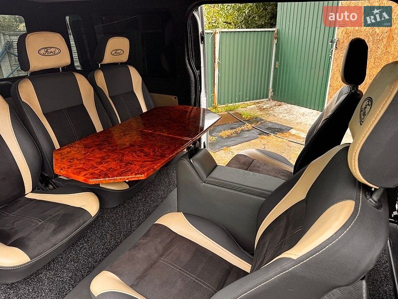 Минивэн Ford Transit 2008 в Синяве