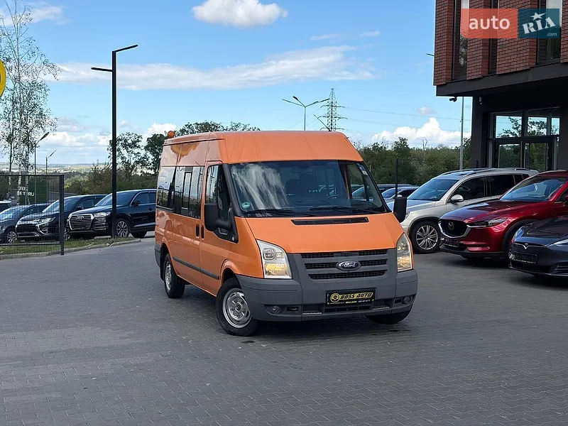 Ford Transit 2011