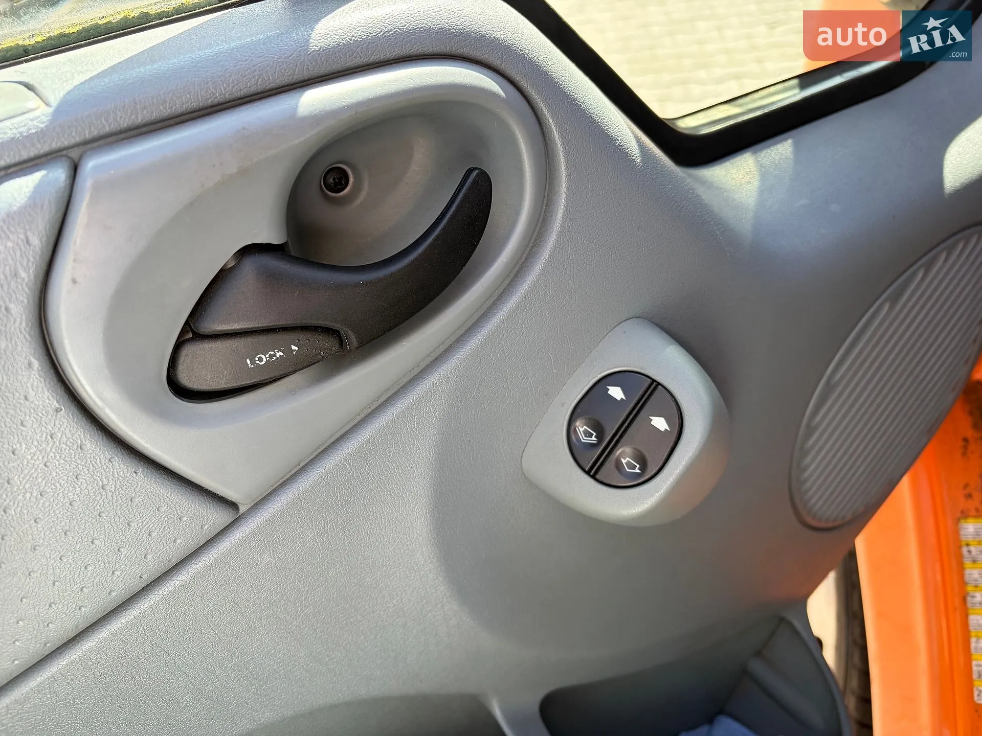 2011 Ford Transit Connect - мініатюра 15