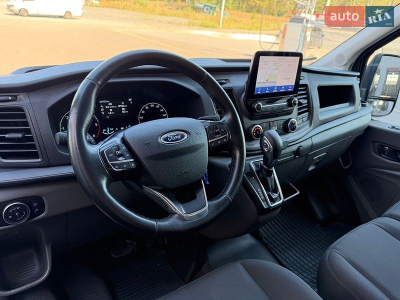 Грузовой фургон Ford Transit 2021 в Ирпене