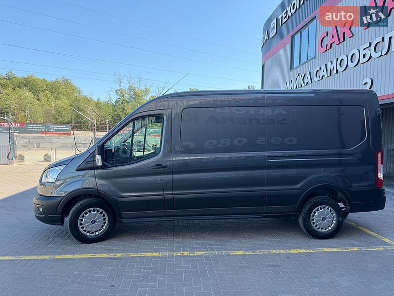 Грузовой фургон Ford Transit 2021 в Ирпене