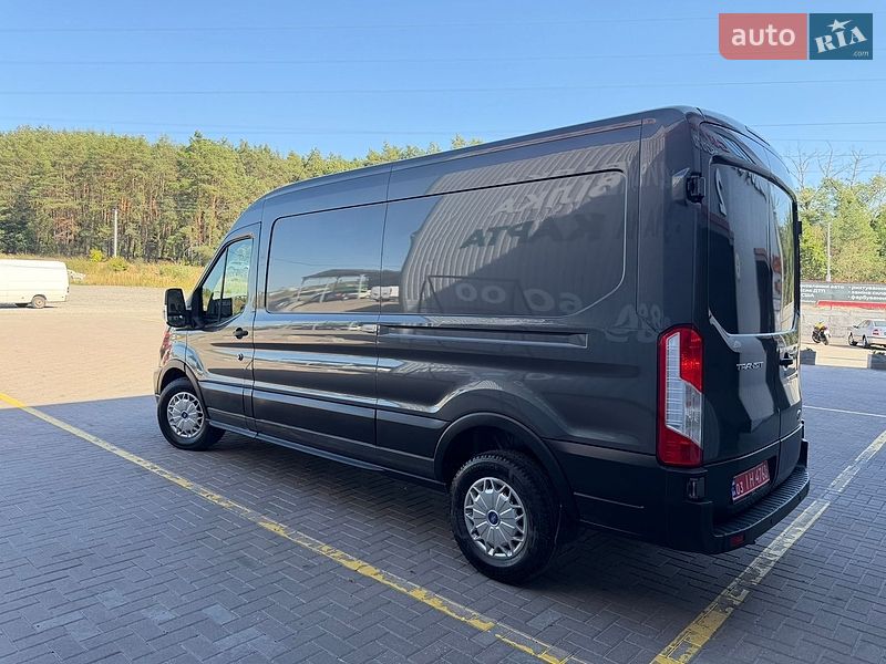 Грузовой фургон Ford Transit 2021 в Ирпене