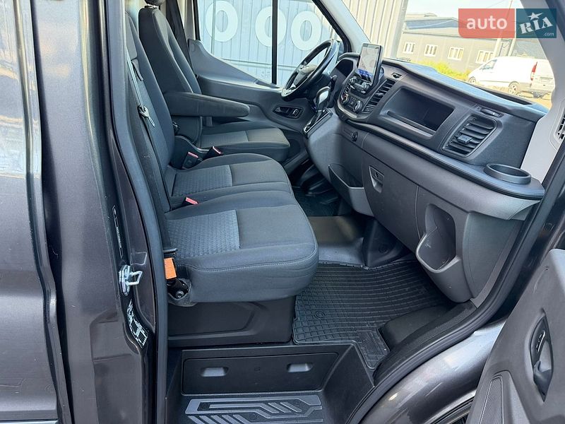 Грузовой фургон Ford Transit 2021 в Ирпене