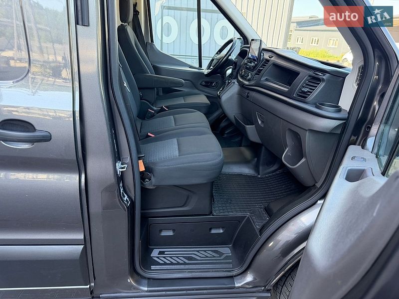 Грузовой фургон Ford Transit 2021 в Ирпене