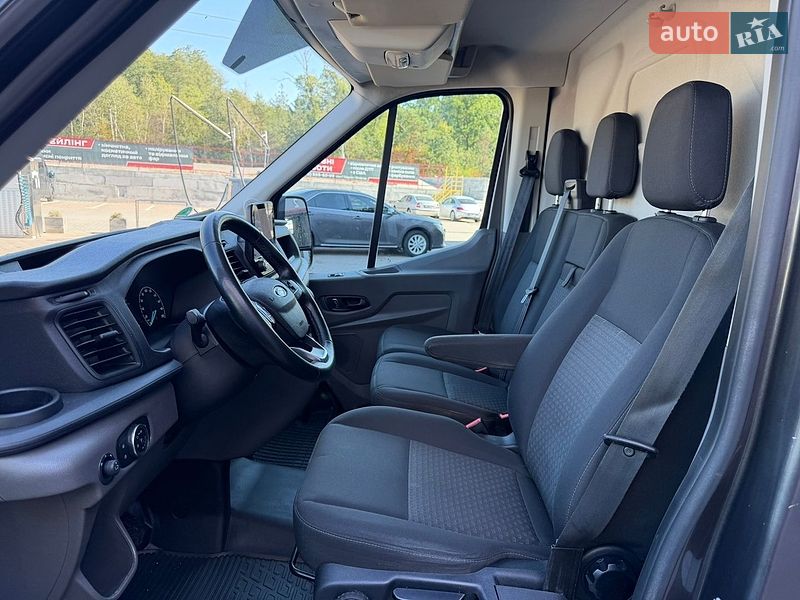 Вантажний фургон Ford Transit 2021 в Ірпені