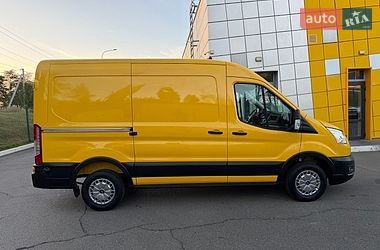 Грузовой фургон Ford Transit 2022 в Ирпене