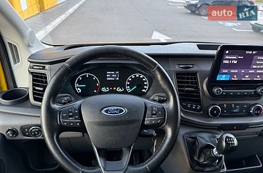 Грузовой фургон Ford Transit 2022 в Ирпене
