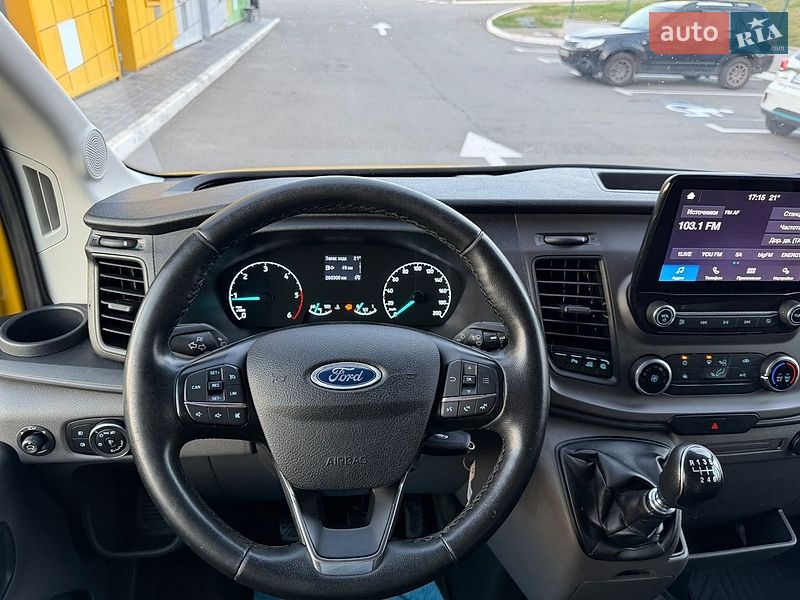 Грузовой фургон Ford Transit 2022 в Ирпене