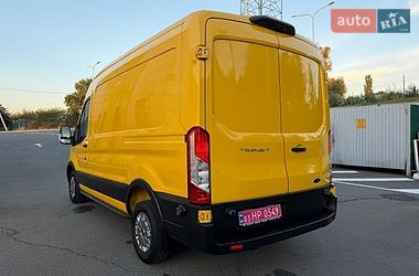 Грузовой фургон Ford Transit 2022 в Ирпене
