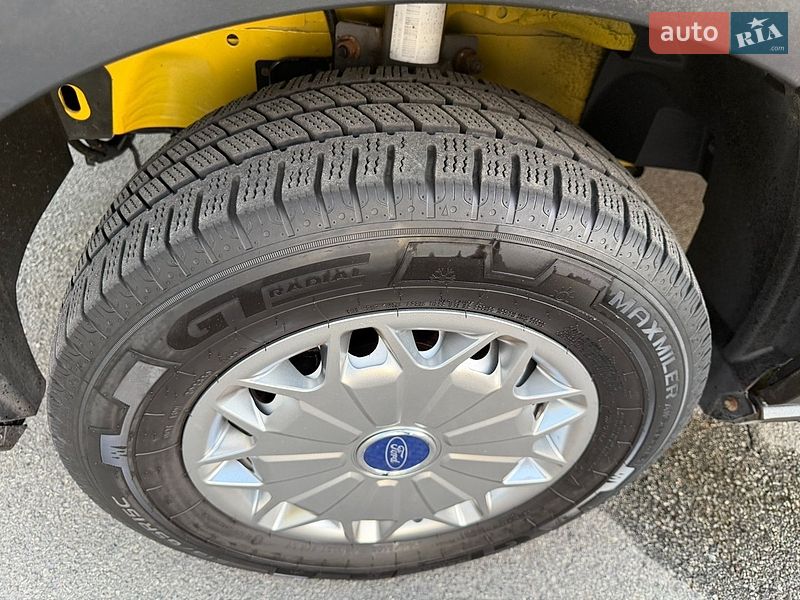 Грузовой фургон Ford Transit 2022 в Ирпене