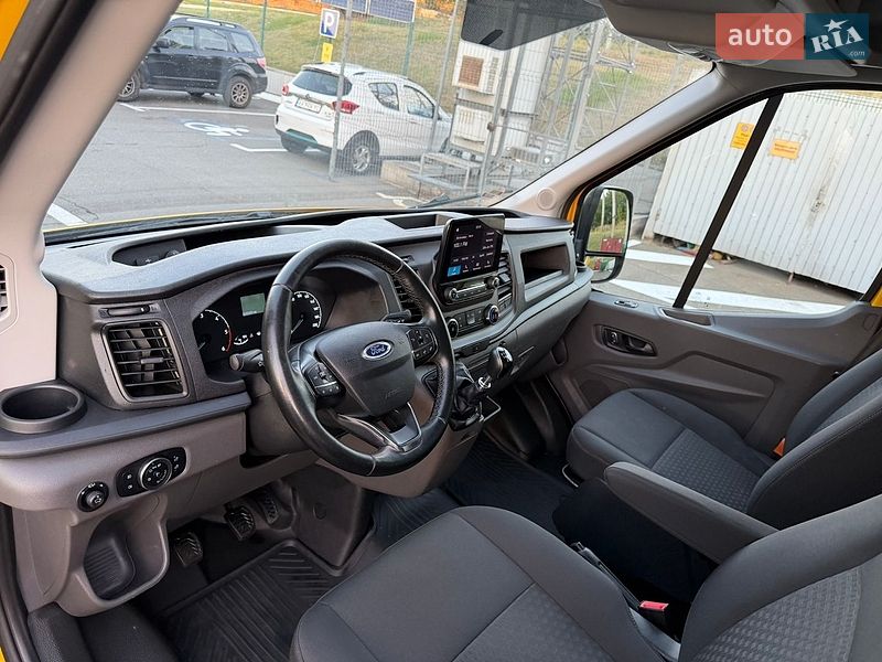 Грузовой фургон Ford Transit 2022 в Ирпене