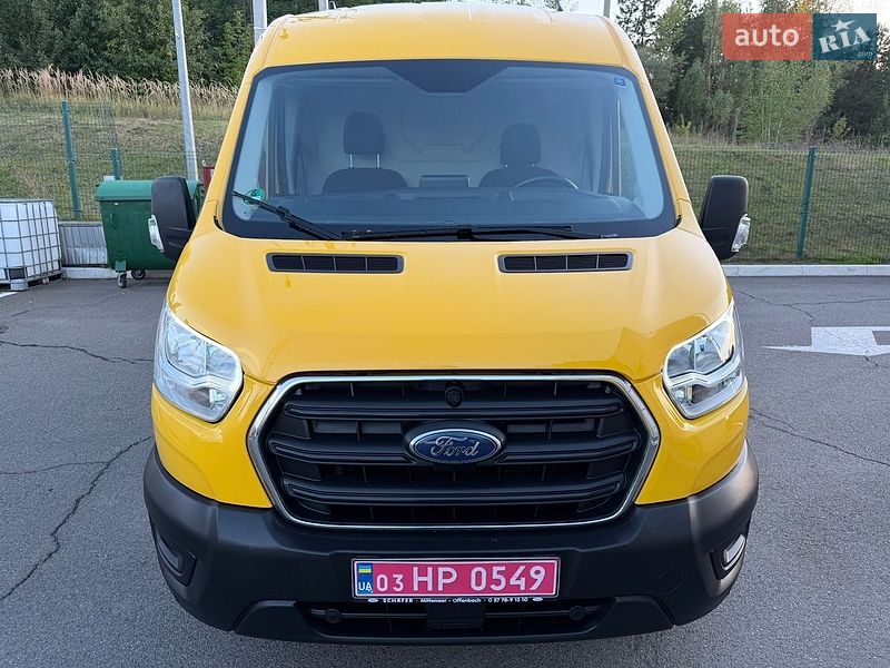Грузовой фургон Ford Transit 2022 в Ирпене
