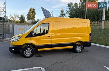 Грузовой фургон Ford Transit 2022 в Ирпене