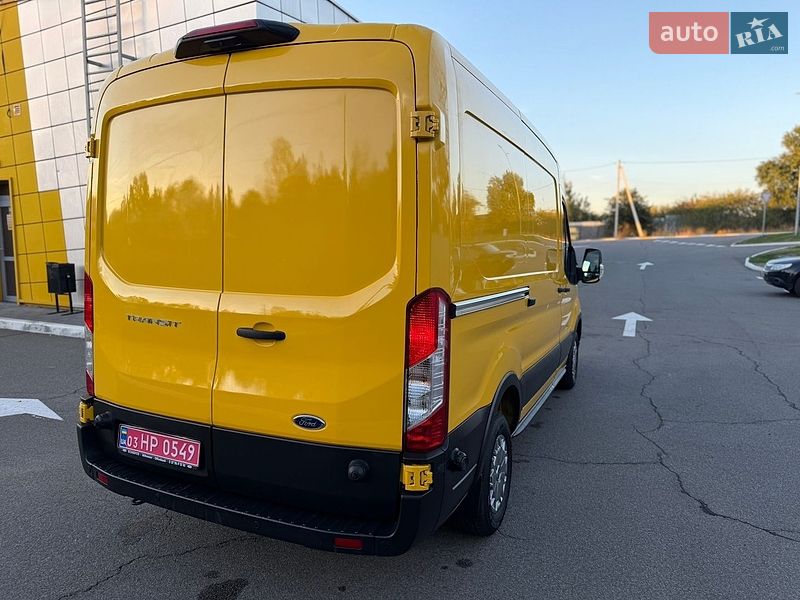 Грузовой фургон Ford Transit 2022 в Ирпене