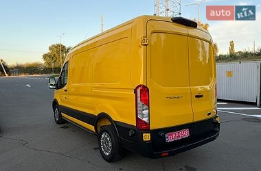 Вантажний фургон Ford Transit 2022 в Ірпені