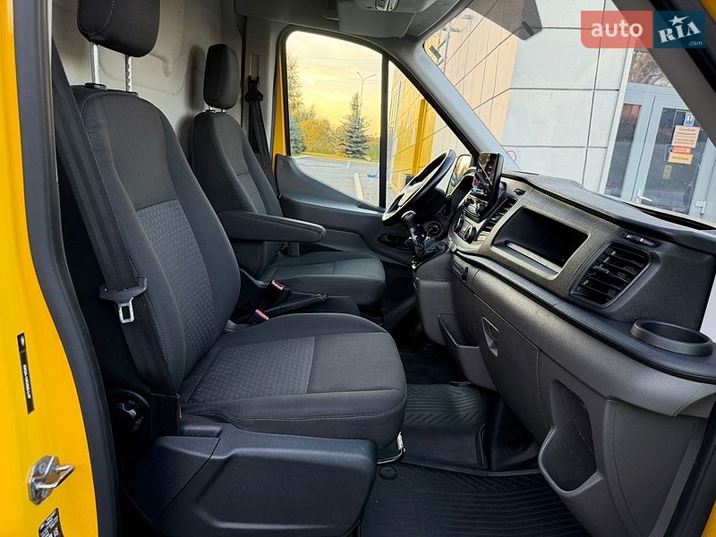 Грузовой фургон Ford Transit 2022 в Ирпене