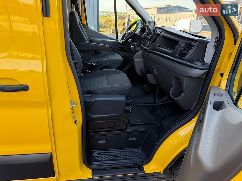 Вантажний фургон Ford Transit 2022 в Ірпені