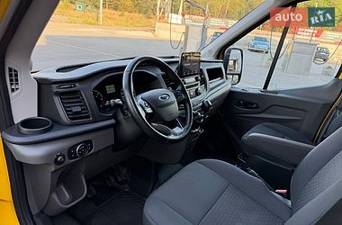 Вантажний фургон Ford Transit 2022 в Ірпені