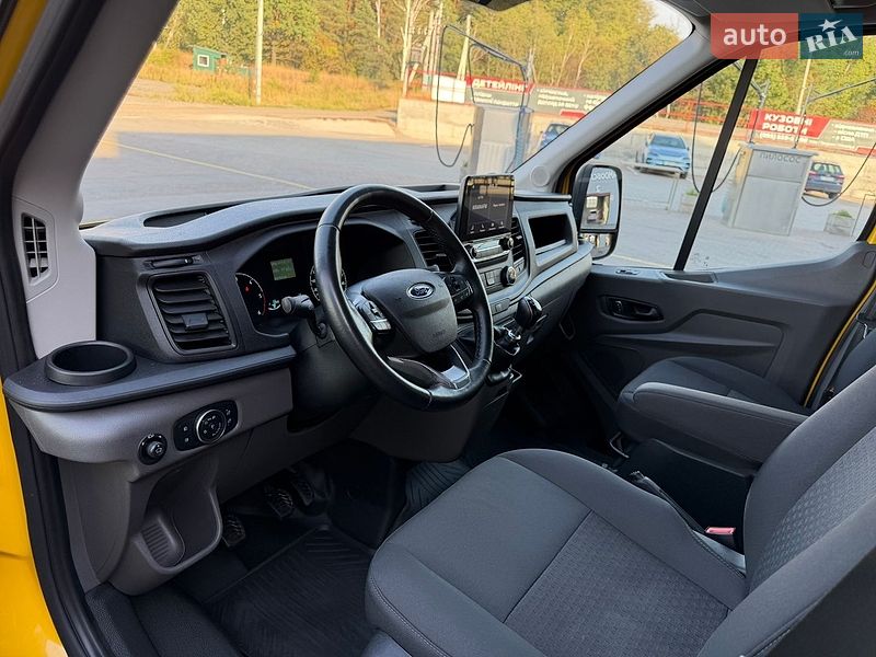 Вантажний фургон Ford Transit 2022 в Ірпені
