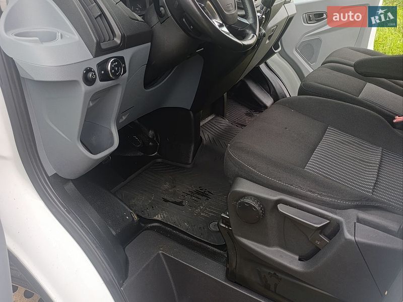 Інші вантажівки Ford Transit 2016 в Тернополі