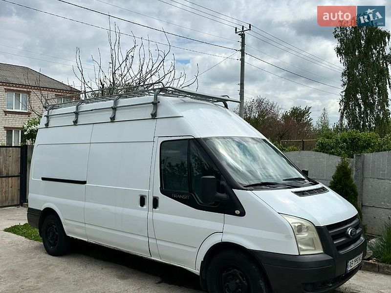 Вантажний фургон Ford Transit 2008 в Гнівані