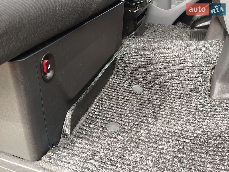 Вантажний фургон Ford Transit 2015 в Тетієві