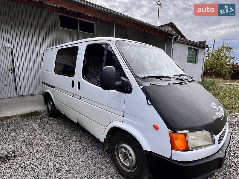 Мінівен Ford Transit 1996 в Ужгороді