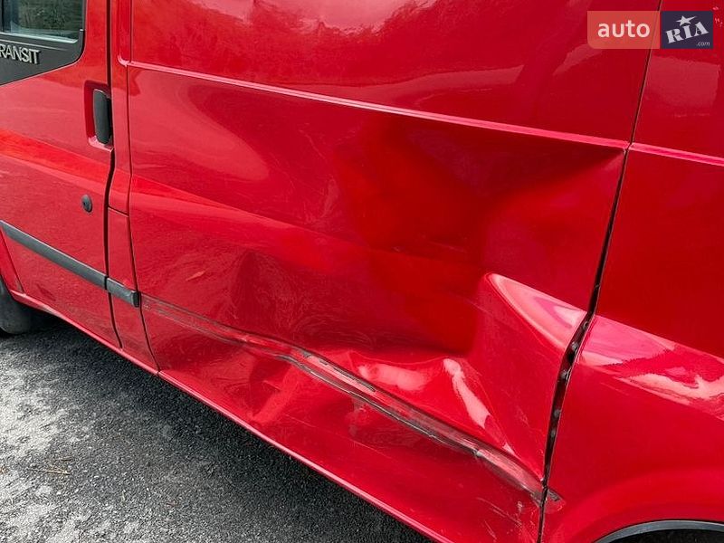 Грузовой фургон Ford Transit 2012 в Виннице