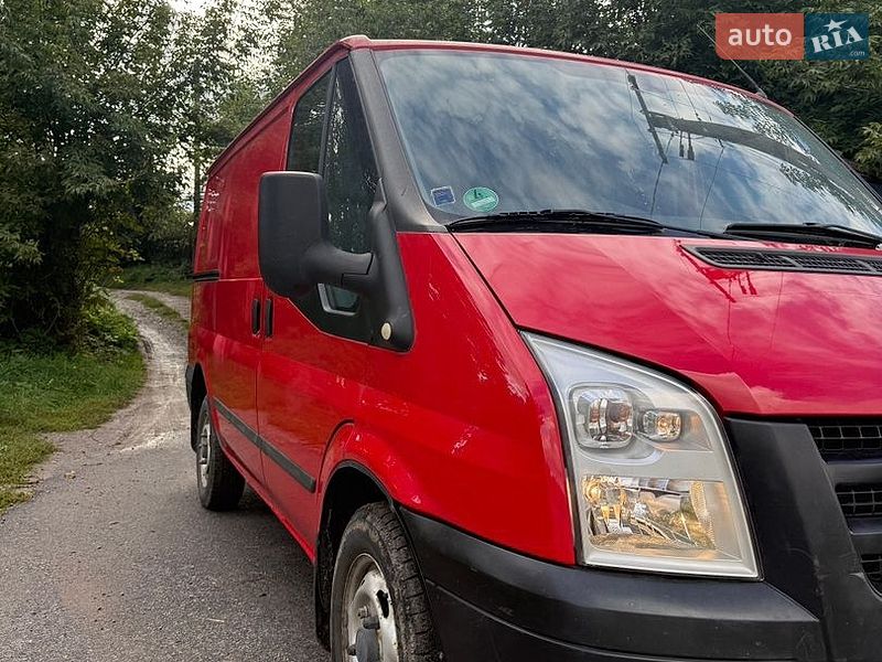 Грузовой фургон Ford Transit 2012 в Виннице