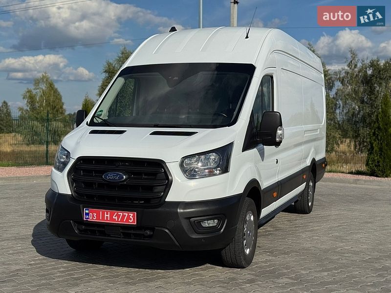 Вантажний фургон Ford Transit 2022 в Бучі