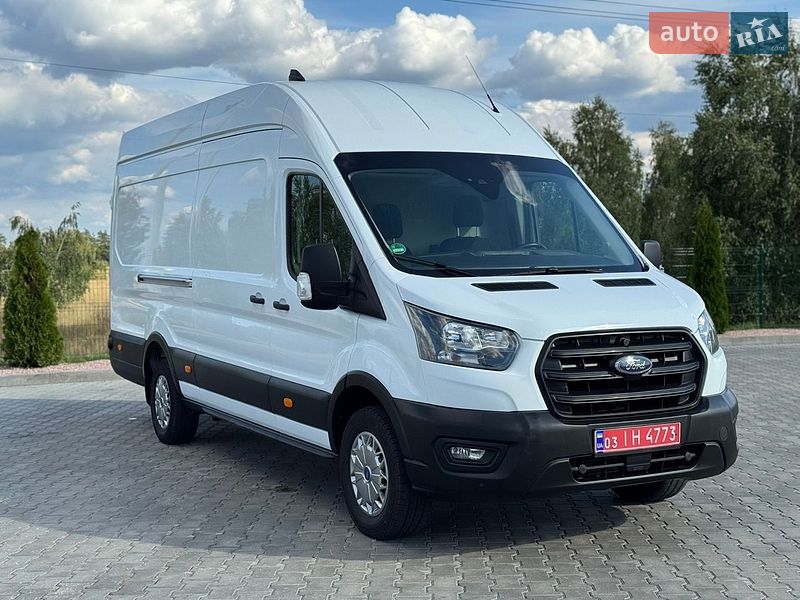 Вантажний фургон Ford Transit 2022 в Бучі