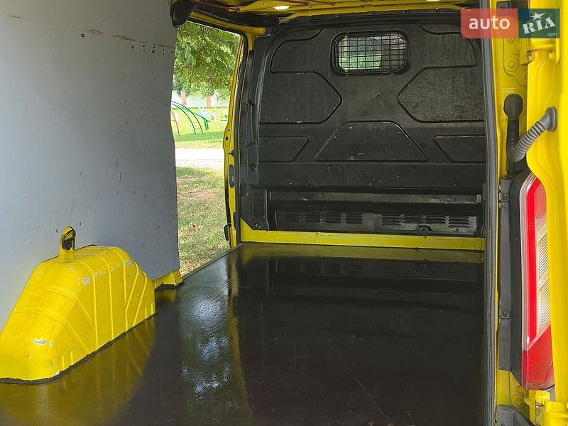 Грузовой фургон Ford Transit 2017 в Полтаве