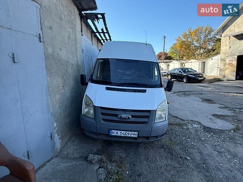 Ford Transit 2011