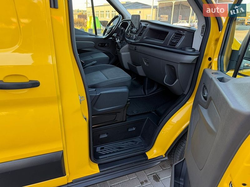 Грузовой фургон Ford Transit 2022 в Буче