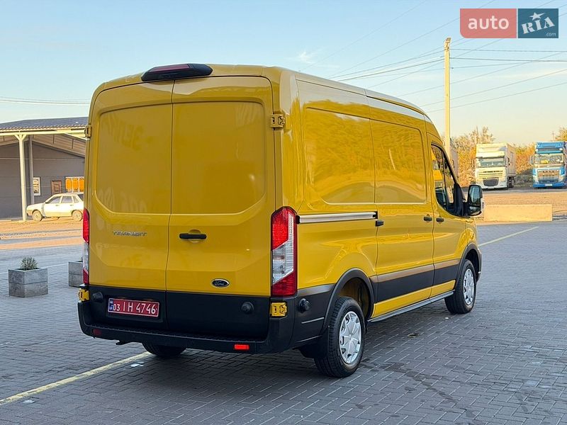 Грузовой фургон Ford Transit 2022 в Буче