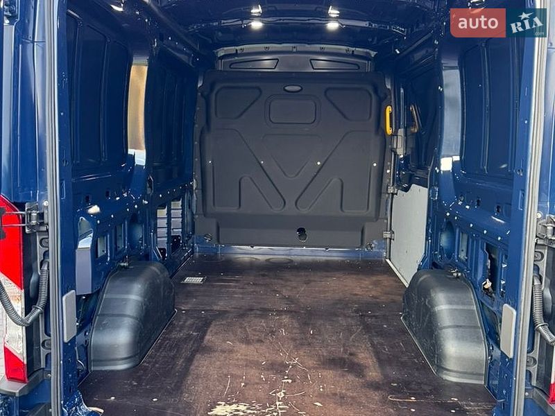 Грузовой фургон Ford Transit 2022 в Киеве