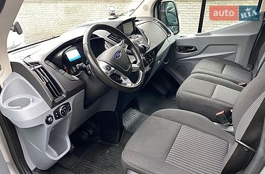Вантажний фургон Ford Transit 2018 в Вінниці