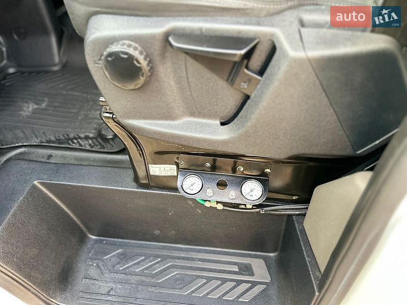 Тентованый Ford Transit 2021 в Хусте