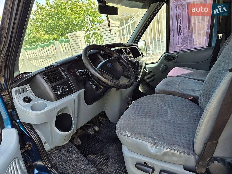 Минивэн Ford Transit 2006 в Черновцах