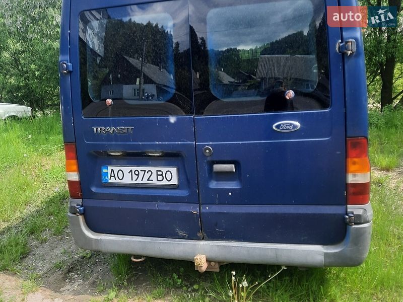 Ford Transit 2000
