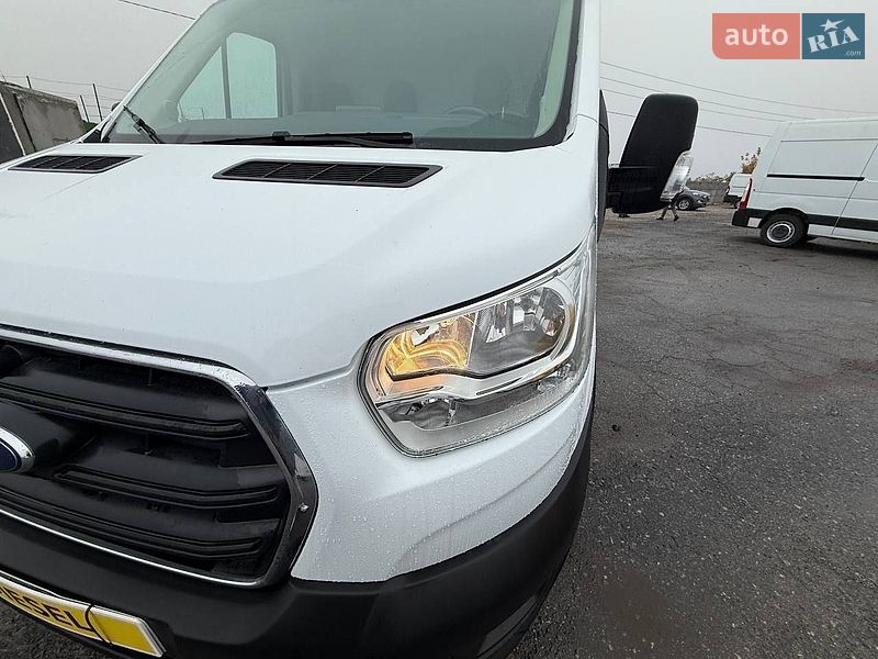 Вантажний фургон Ford Transit 2021 в Вінниці