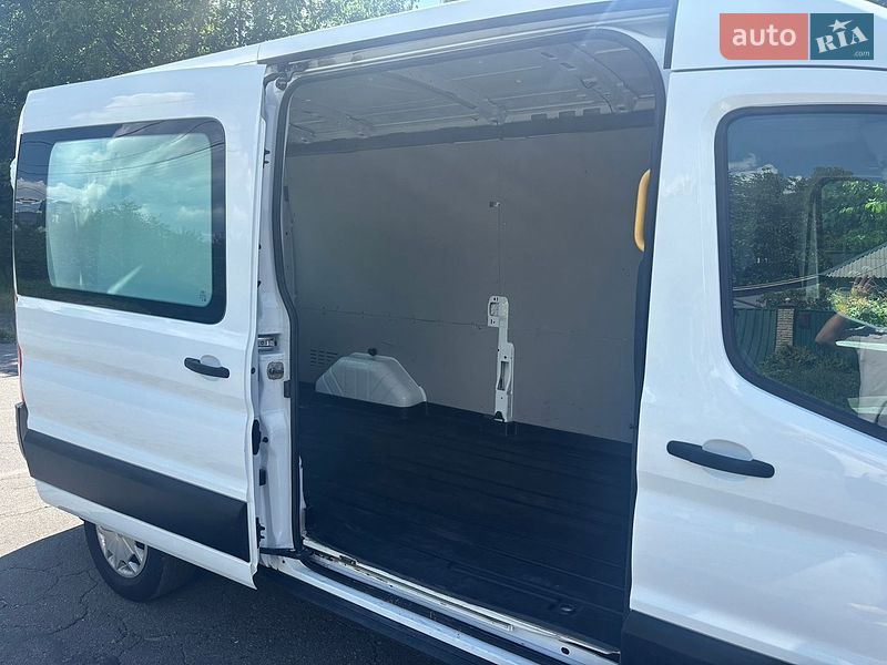 Грузовой фургон Ford Transit 2019 в Киеве